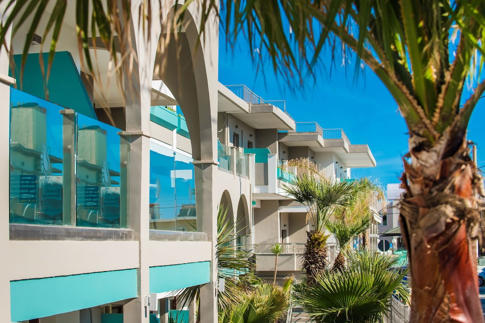 Solimar Turquoise Adults Only - All Inclusive — Hotel building in Chania