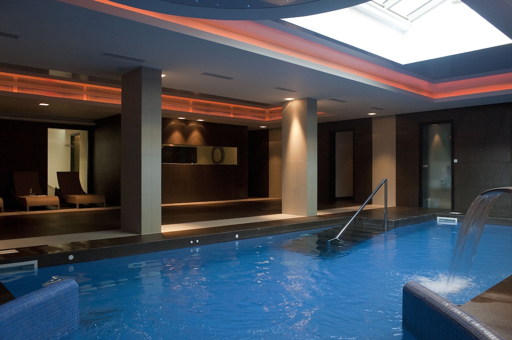 Castello Boutique Resort & Spa - Adults Only — Swimming pool in Sissi