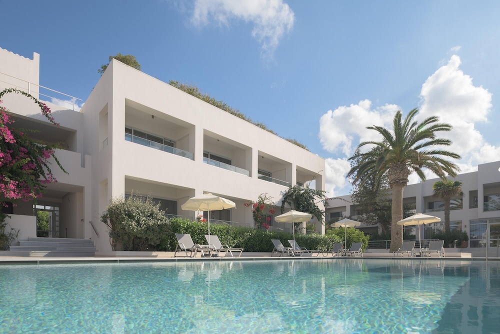 Creta Royal - Adults only — Swimming pool in Rethymnon