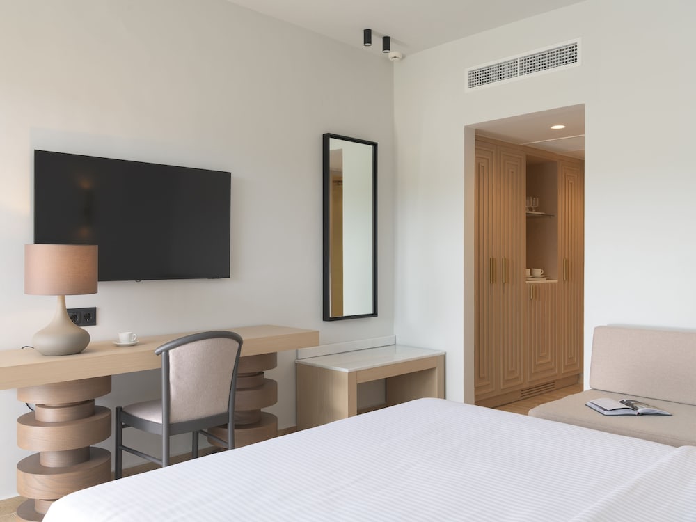 Creta Royal - Adults only — Hotel rooms in Rethymnon