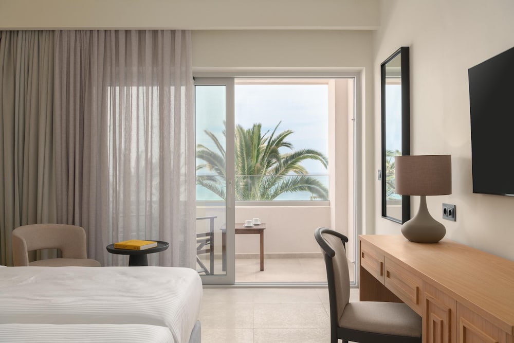 Creta Royal - Adults only — Hotel rooms in Rethymnon