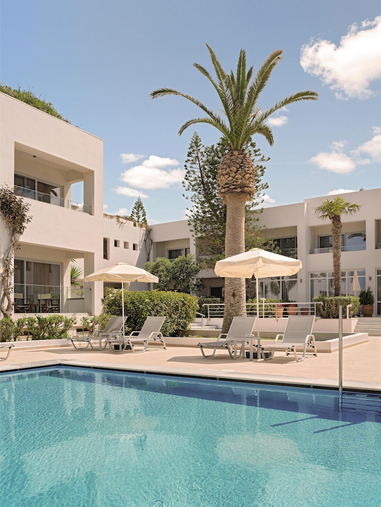 Creta Royal - Adults only — Swimming pool in Rethymnon