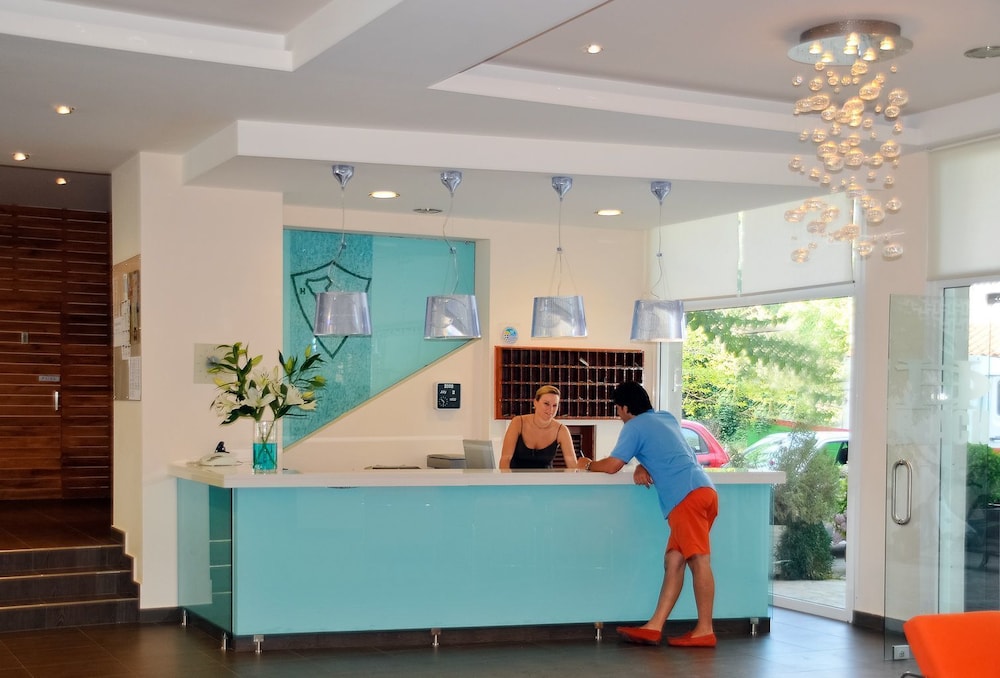 Dassia Beach — Hotel building in Dassia, Ionian Islands