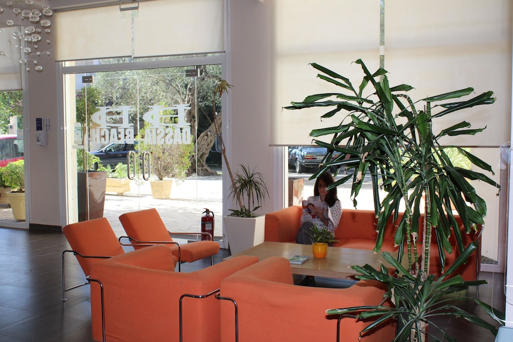 Dassia Beach — Hotel building in Dassia, Ionian Islands