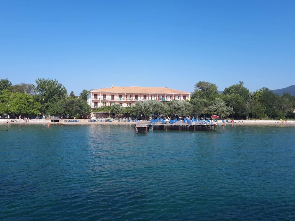 Dassia Beach — Hotel building in Dassia, Ionian Islands