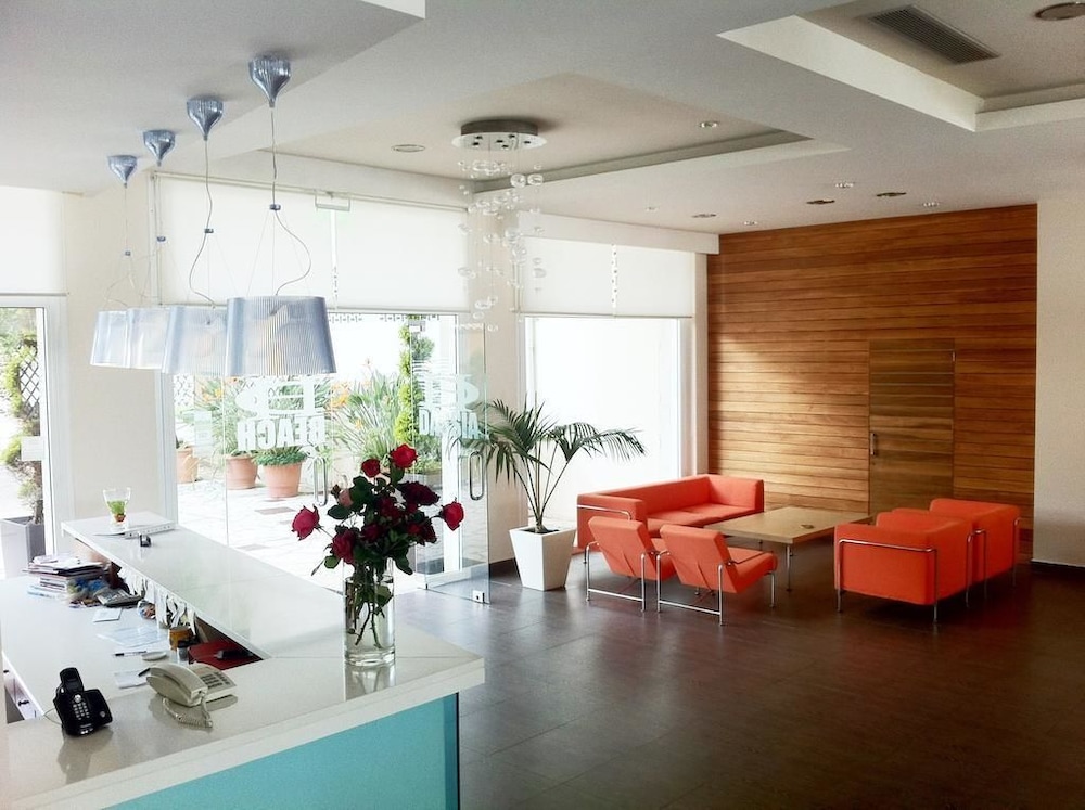 Dassia Beach — Hotel building in Dassia, Ionian Islands