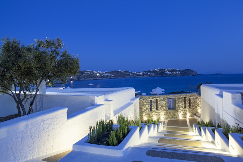DeLight Boutique Hotel - Small Luxury Hotels of the World — Shared spaces in Ornos, South Aegean