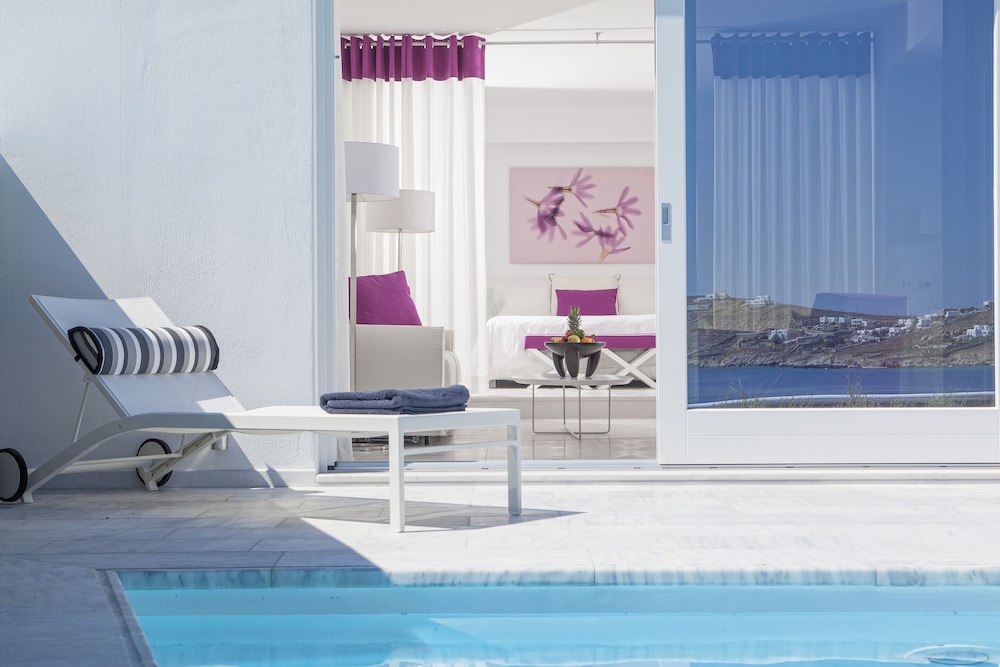 DeLight Boutique Hotel - Small Luxury Hotels of the World — Outdoor in Ornos, South Aegean
