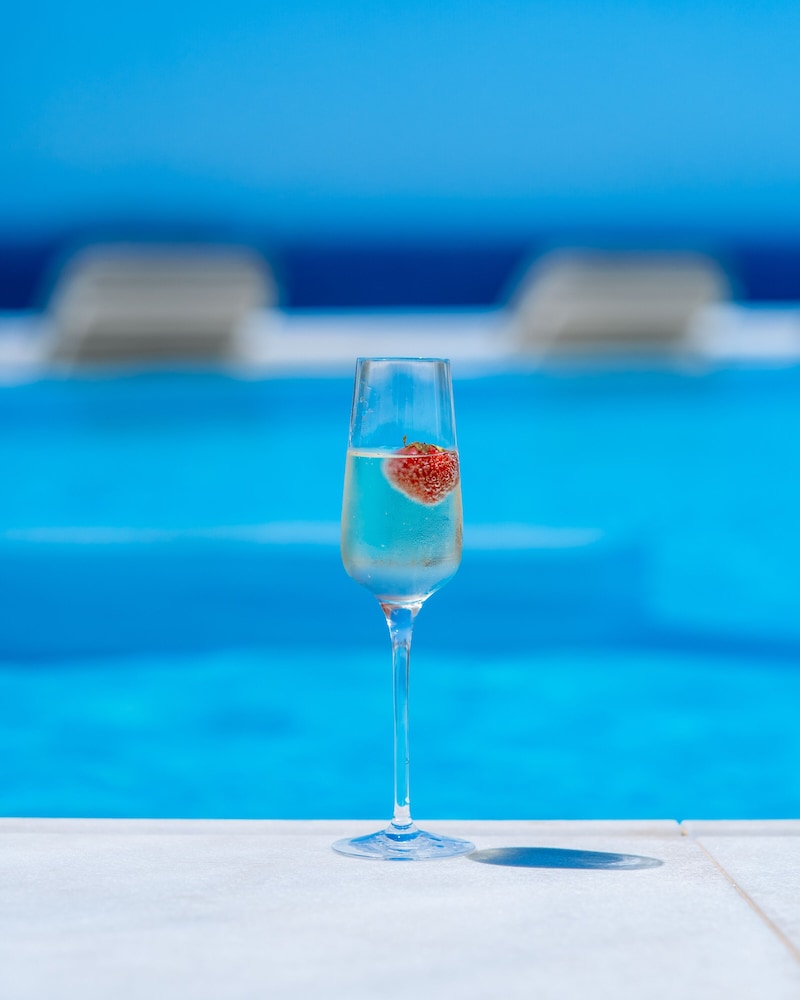 DeLight Boutique Hotel - Small Luxury Hotels of the World — Pool in Ornos, South Aegean