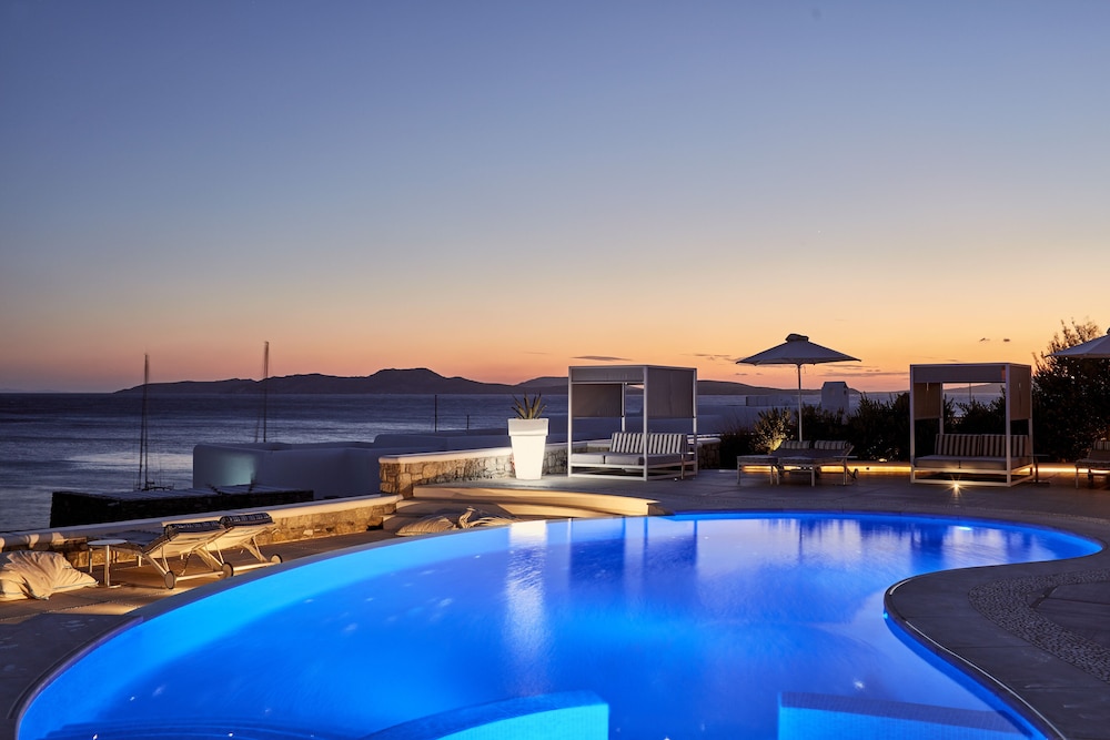 DeLight Boutique Hotel - Small Luxury Hotels of the World — Pool in Ornos, South Aegean