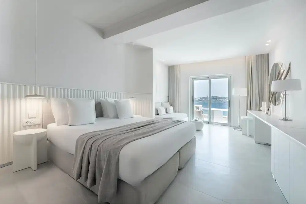 DeLight Boutique Hotel - Small Luxury Hotels of the World — Rooms in Ornos, South Aegean