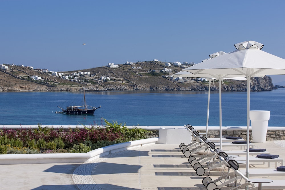 DeLight Boutique Hotel - Small Luxury Hotels of the World — Outdoor in Ornos, South Aegean