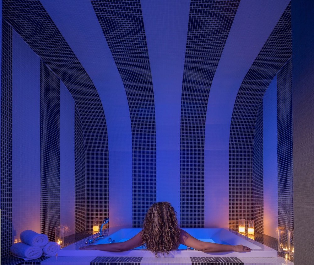 DeLight Boutique Hotel - Small Luxury Hotels of the World — Facilities in Ornos, South Aegean