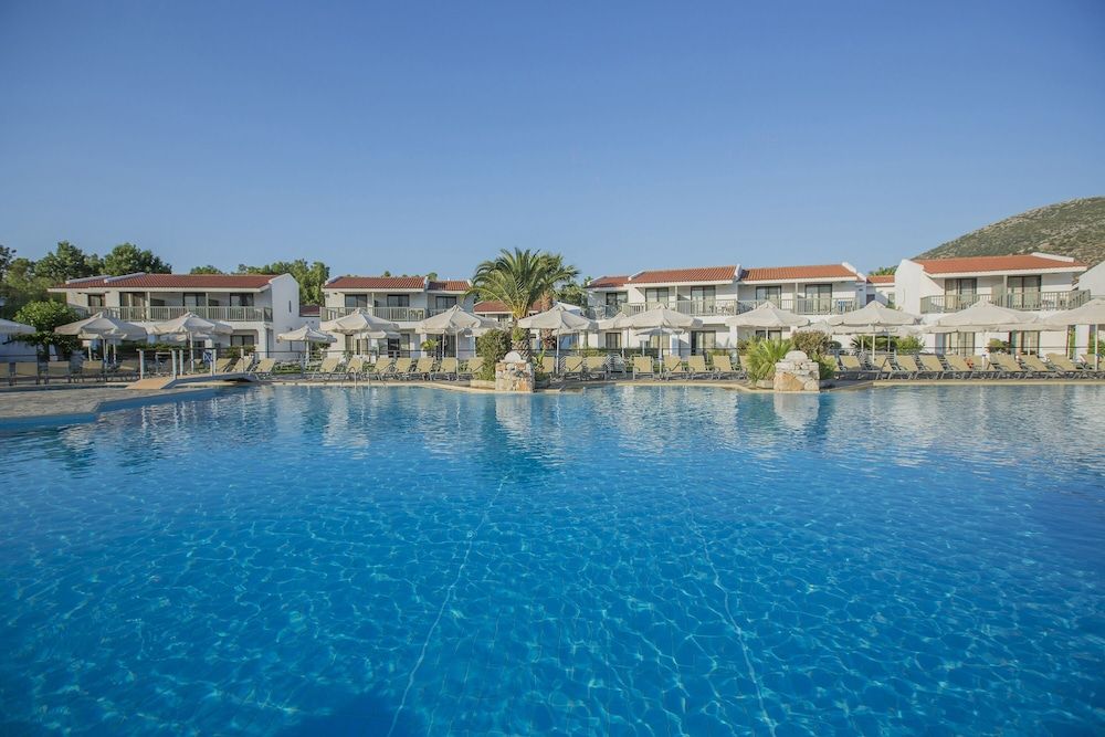 Maraton (5 dni) w Golden Coast Hotel & Bungalows - All Inclusive z Warszawy Modlin