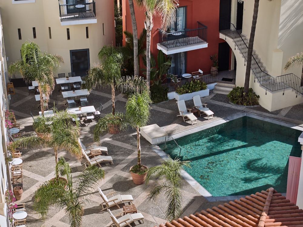 Grecotel Plaza Beach House — Swimming pool in Rethymnon