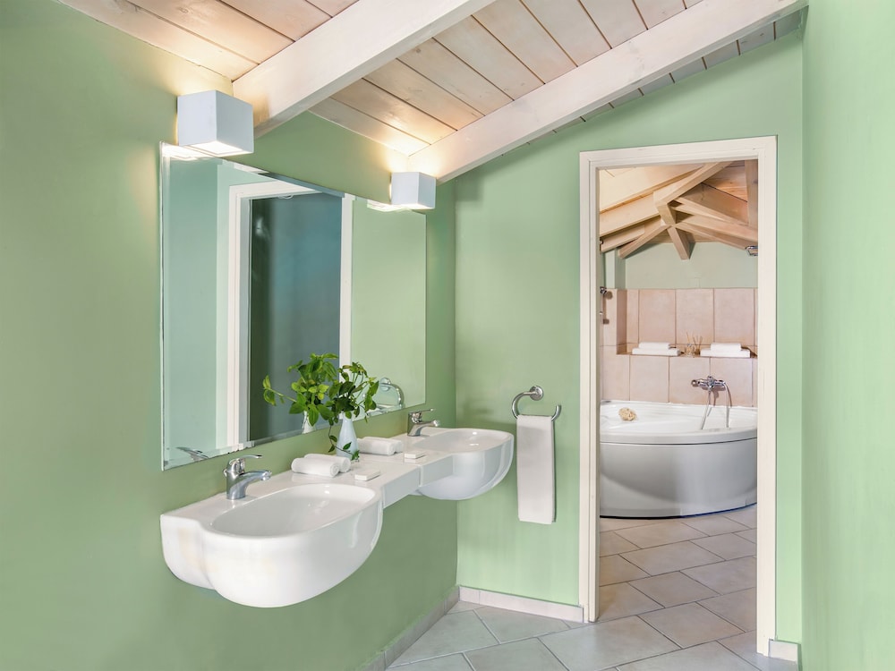 Grecotel Plaza Beach House — Hotel rooms in Rethymnon