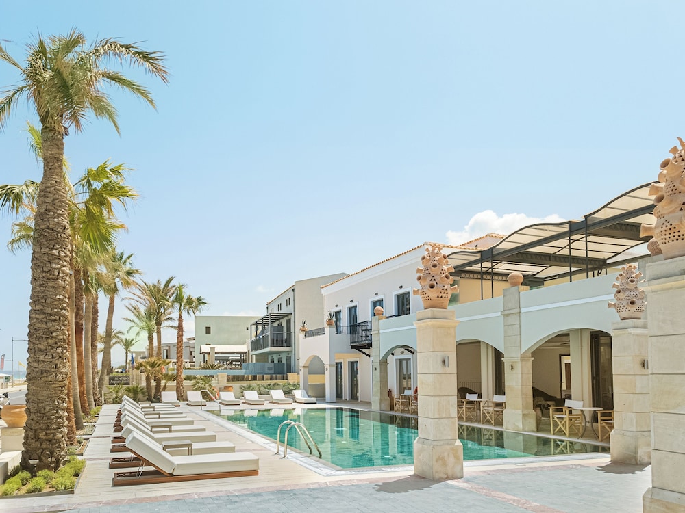 Grecotel Plaza Beach House — Swimming pool in Rethymnon