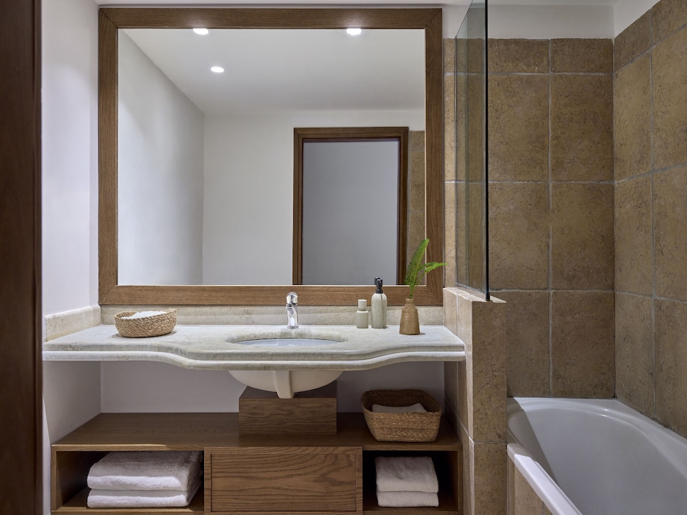Grecotel Plaza Beach House — Hotel rooms in Rethymnon