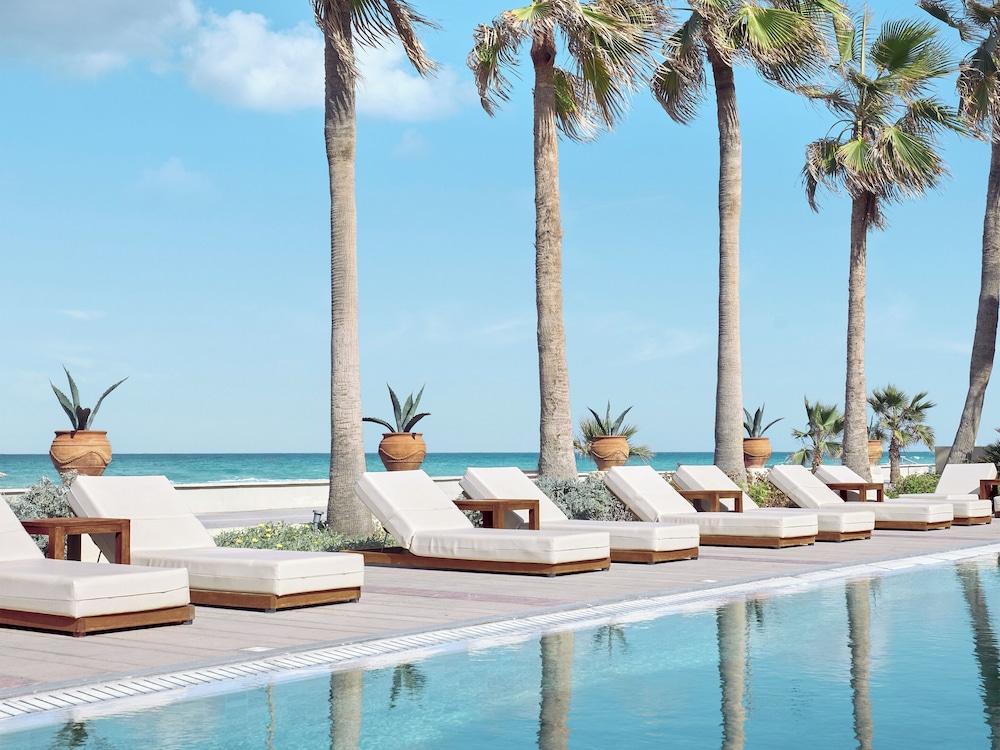 Grecotel Plaza Beach House — Swimming pool in Rethymnon