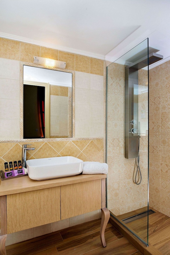 Halepa Hotel — Hotel rooms in Chania
