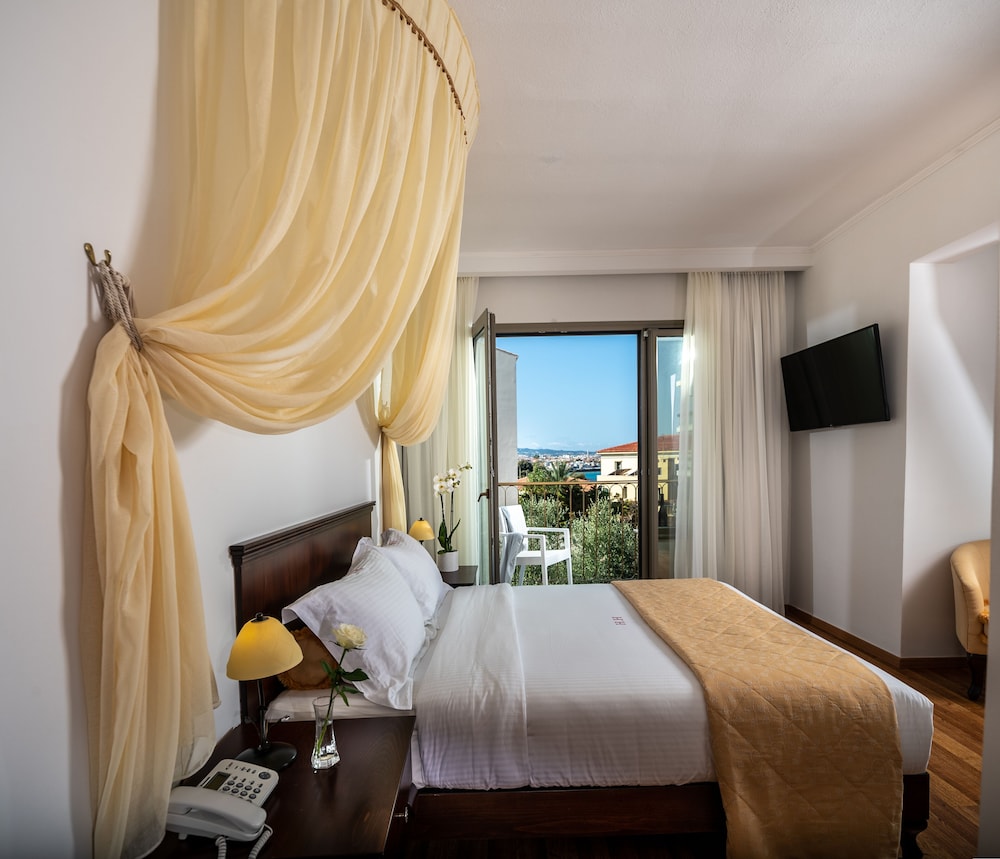 Halepa Hotel — Hotel rooms in Chania