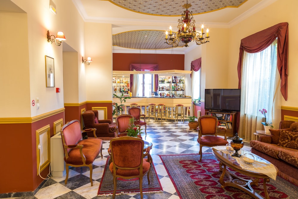 Halepa Hotel — Restaurant & bars in Chania