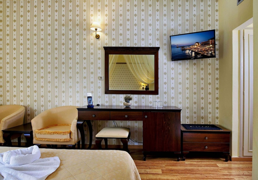 Halepa Hotel — Hotel rooms in Chania