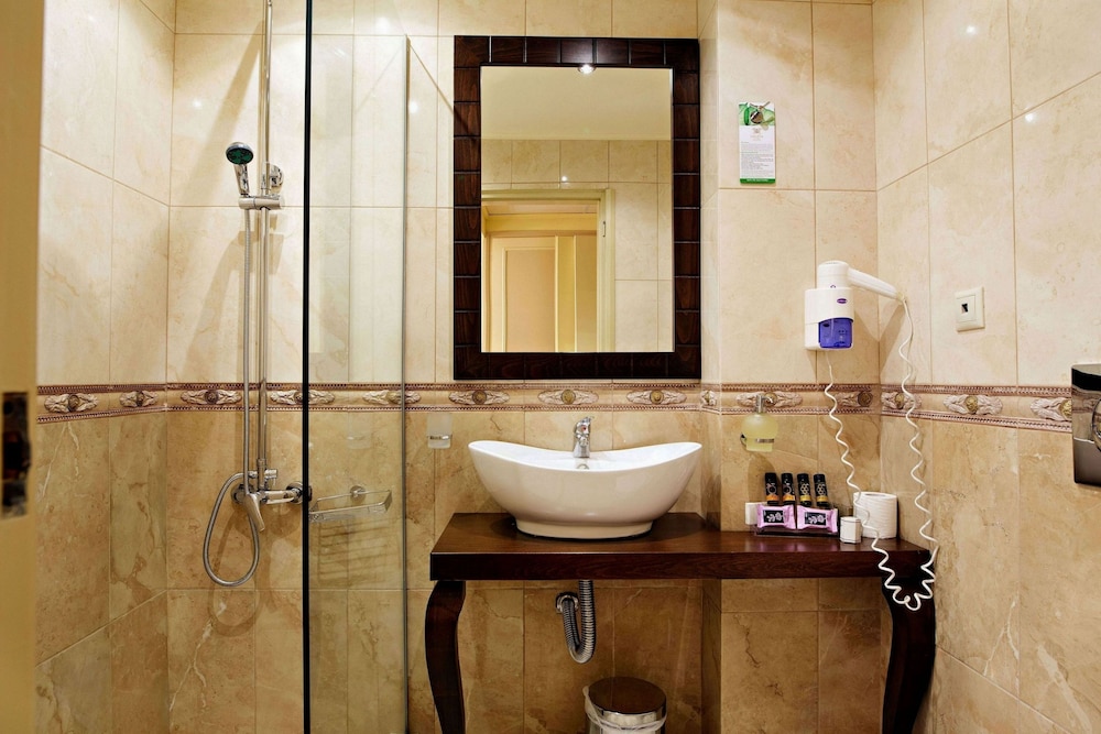 Halepa Hotel — Hotel rooms in Chania