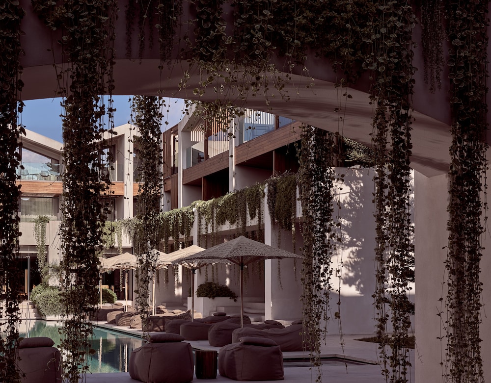 Hotel Contessina — Hotel building in Tsilivi, Ionian Islands