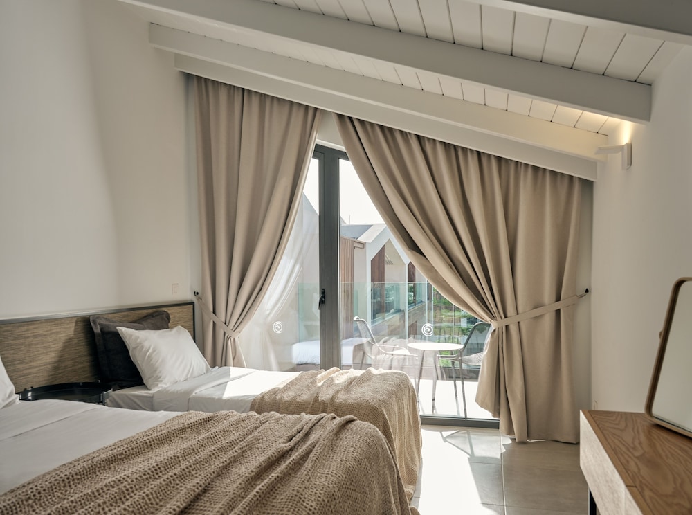Hotel Contessina — Hotel rooms in Tsilivi, Ionian Islands