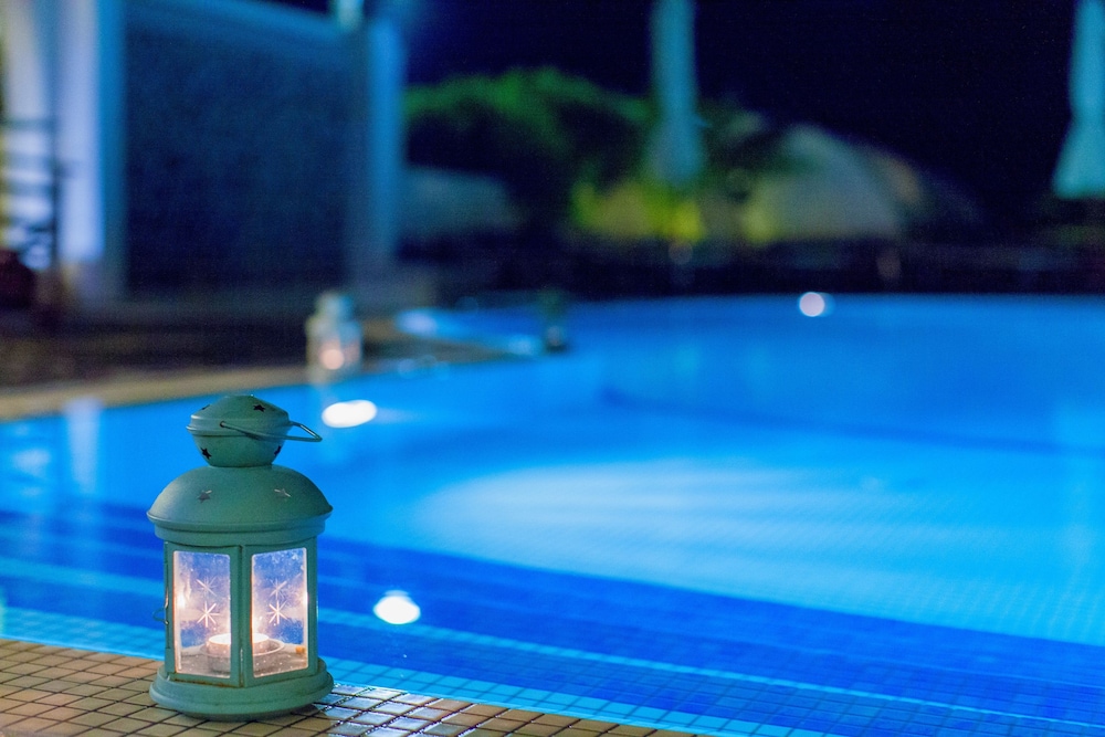 Hotel Kalimera — Swimming pool in Akrotiri, South Aegean