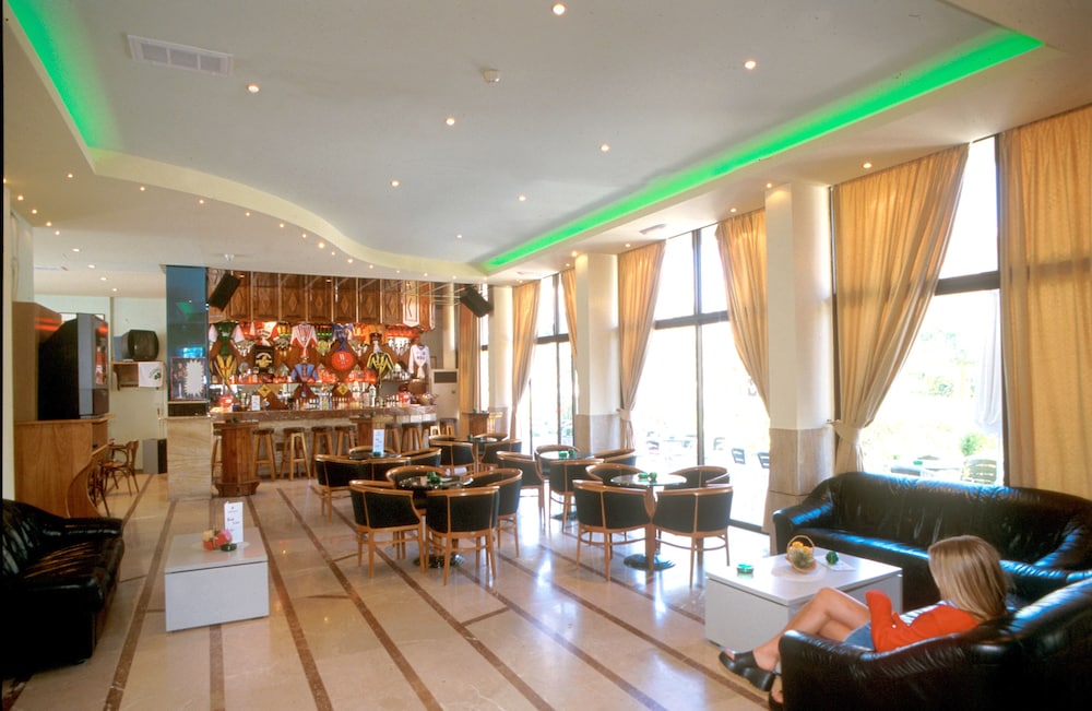 Poseidon Hotel and Apartments — Restaurant & bars in Kos Town, South Aegean