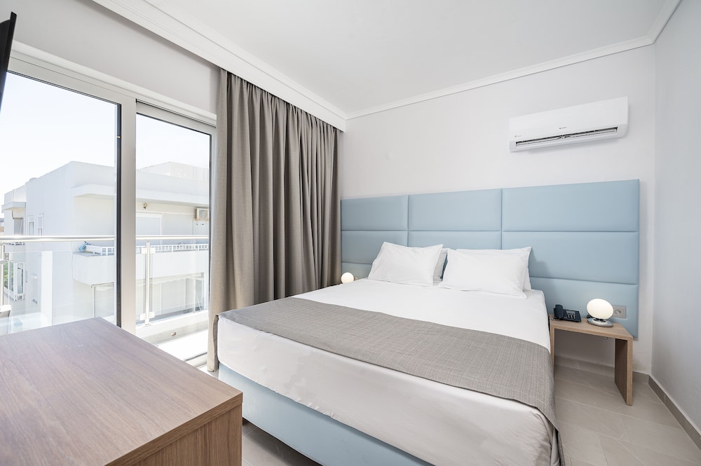 Poseidon Hotel and Apartments — Hotel rooms in Kos Town, South Aegean