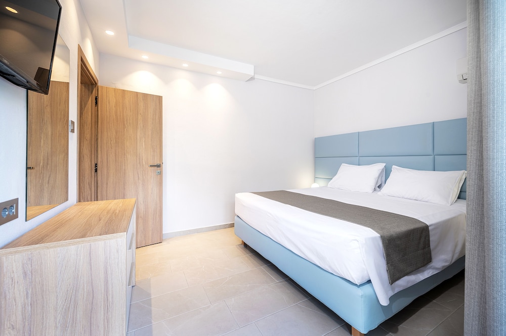 Poseidon Hotel and Apartments — Hotel rooms in Kos Town, South Aegean