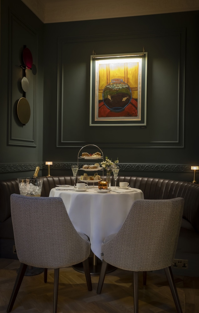 Hotel 7 Dublin — Restaurant & bars in Dublin, Dublin City