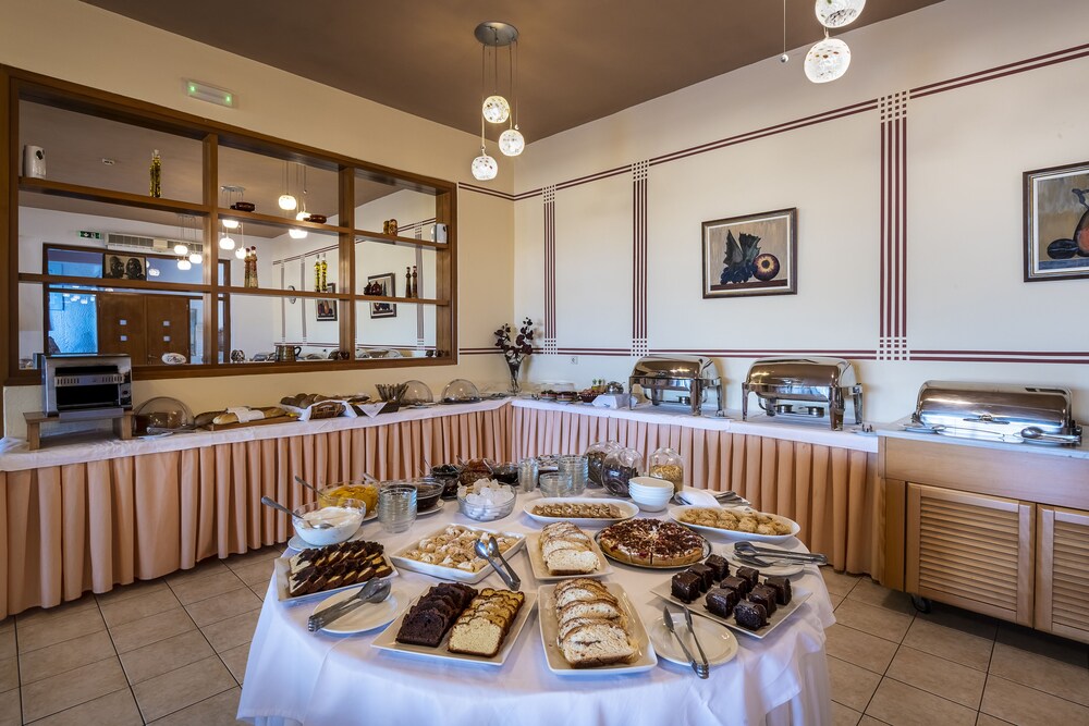 Kalimera Mare — Restaurant & bars in Kardamena, South Aegean