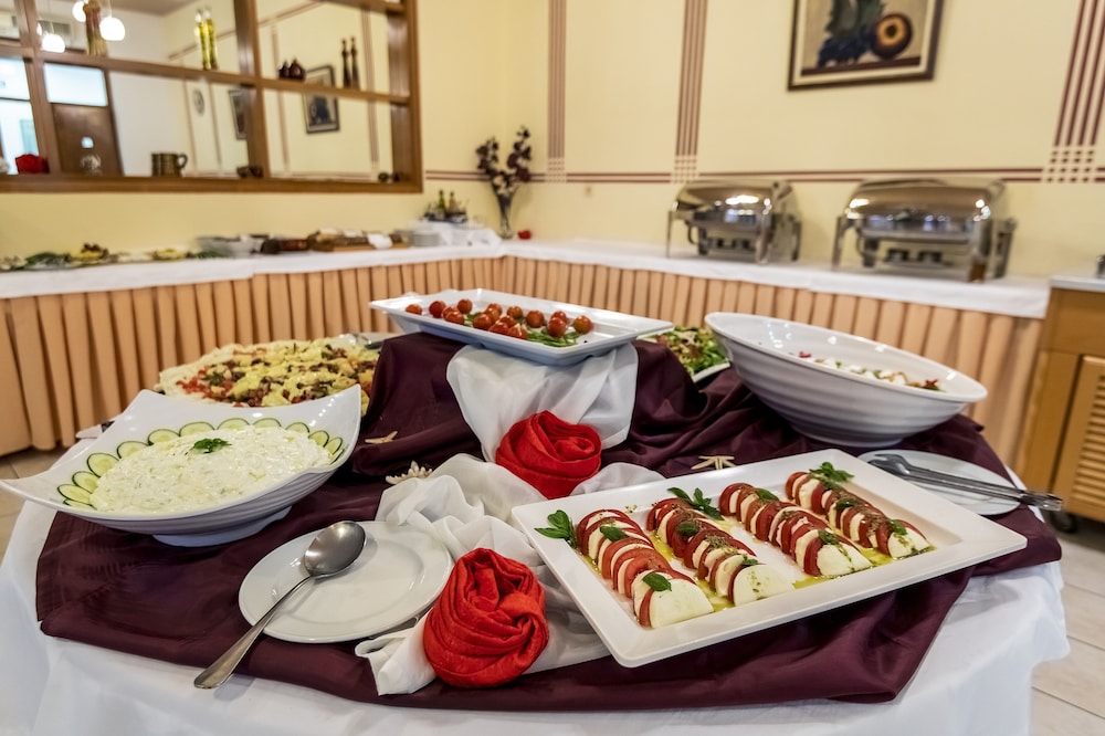 Kalimera Mare — Restaurant & bars in Kardamena, South Aegean