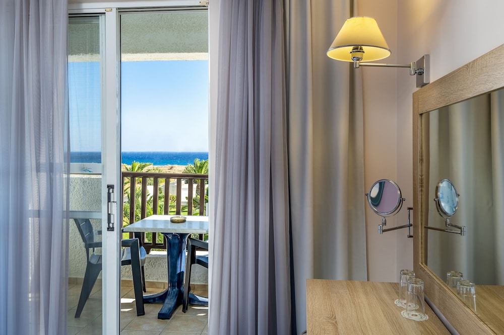 Kalimera Mare — Hotel rooms in Kardamena, South Aegean