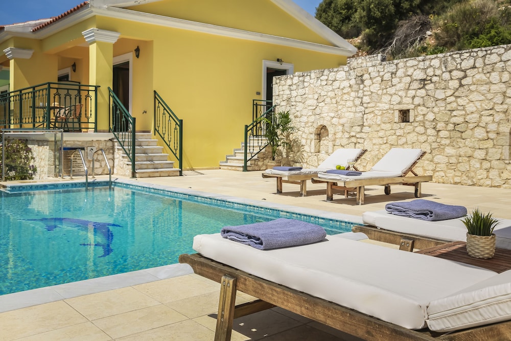 Kefalonia Bay Palace by GHH — Swimming pool in Divarata, Ionian Islands