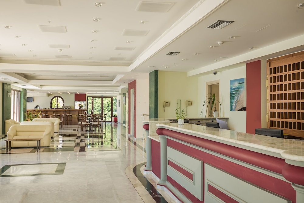 Kefalonia Bay Palace by GHH — Hotel building in Divarata, Ionian Islands