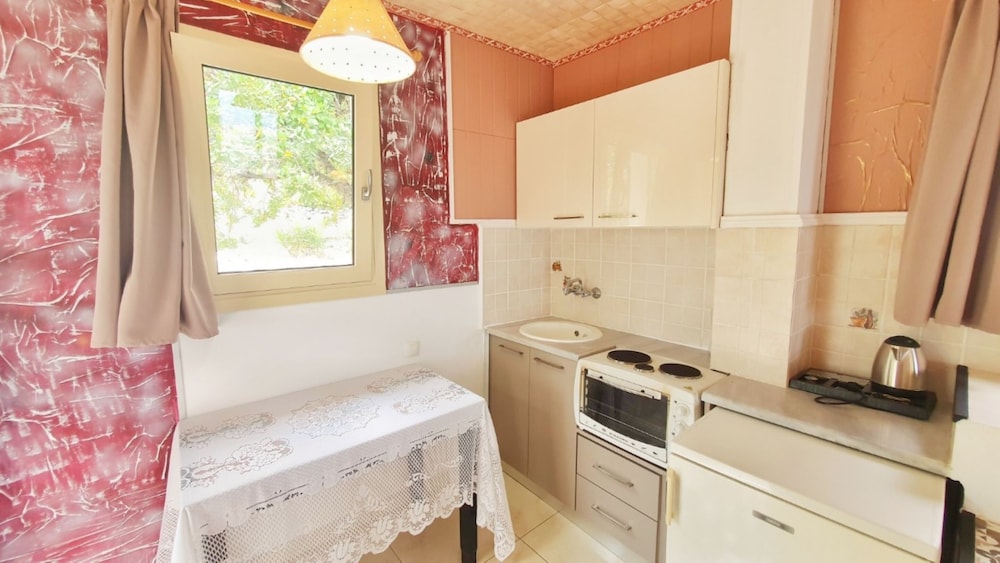 Korifi Suites Collection - Adults Only — Hotel rooms in Hersonissos