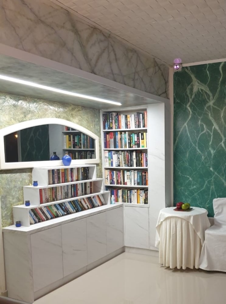 Korifi Suites Collection - Adults Only — Hotel rooms in Hersonissos