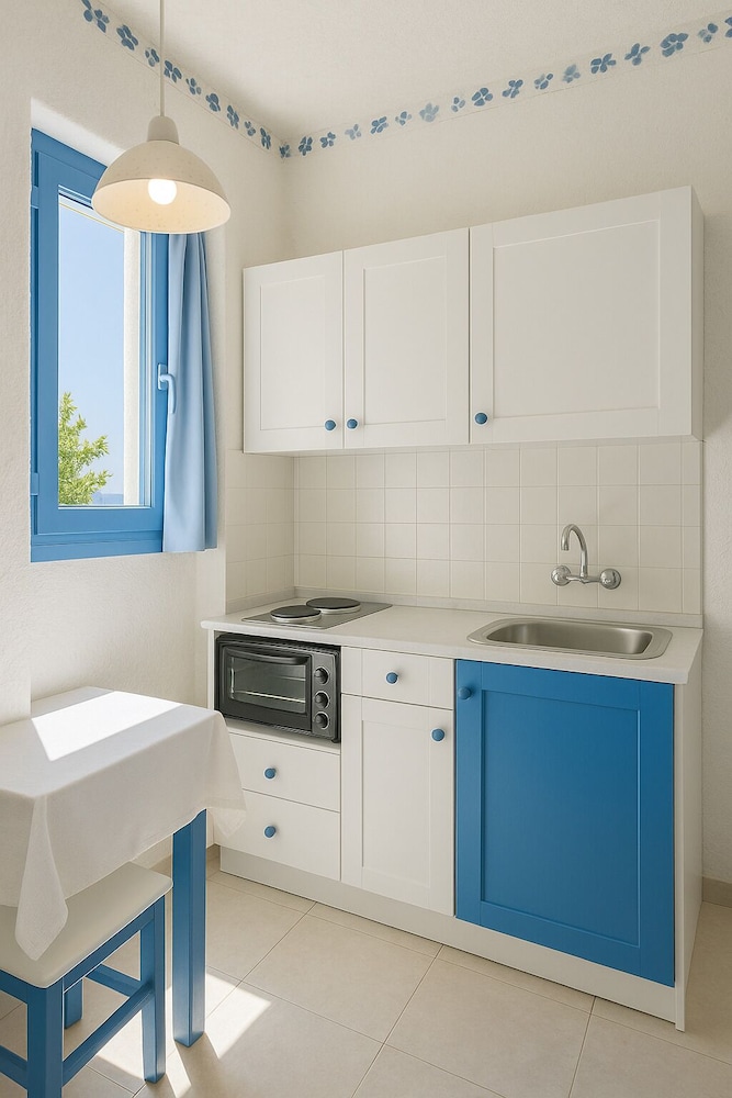 Korifi Suites Collection - Adults Only — Hotel rooms in Hersonissos