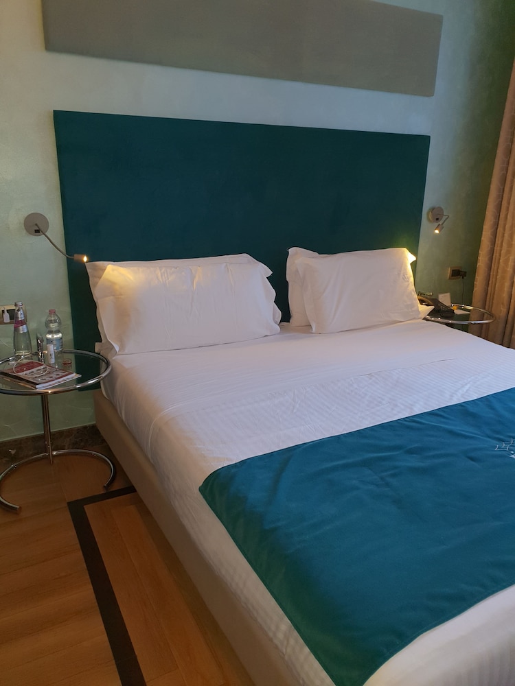 Korifi Suites Collection - Adults Only — Hotel rooms in Hersonissos