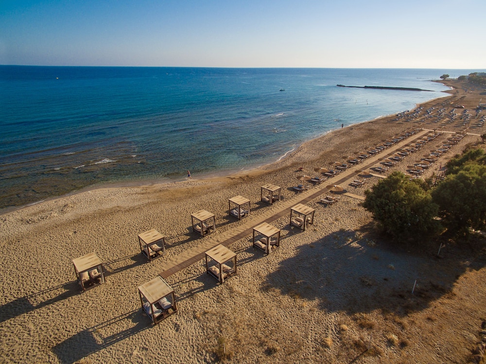 Paralos Kosta Alímia — Beach in Hersonissos