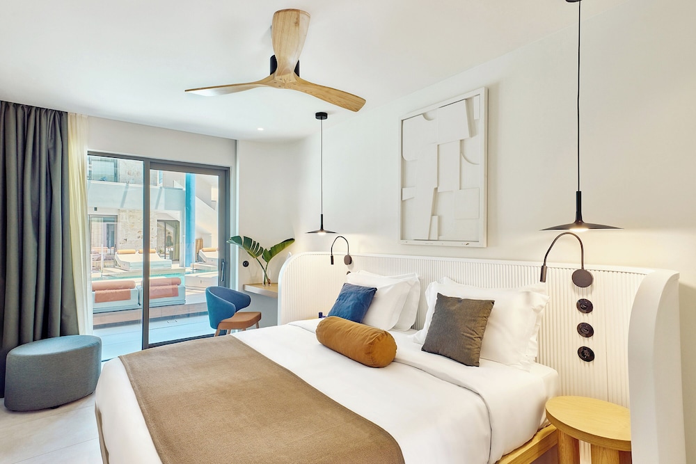 Paralos Kosta Alímia — Hotel rooms in Hersonissos