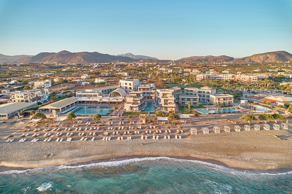 Paralos Kosta Alímia — Beach in Hersonissos