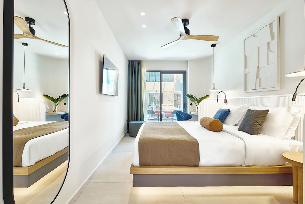 Paralos Kosta Alímia — Hotel rooms in Hersonissos