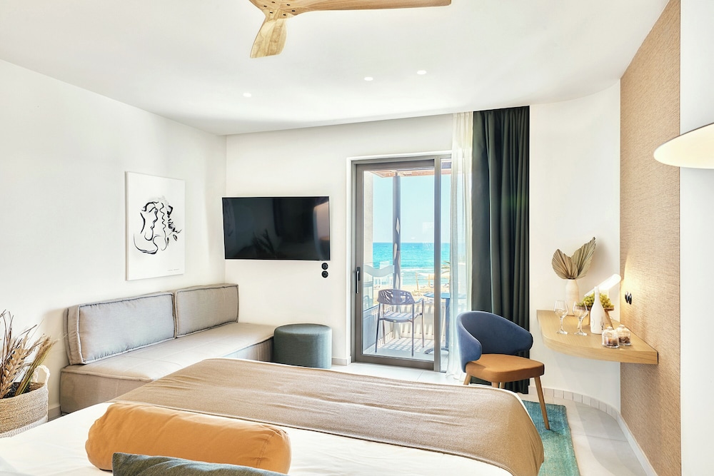 Paralos Kosta Alímia — Hotel rooms in Hersonissos