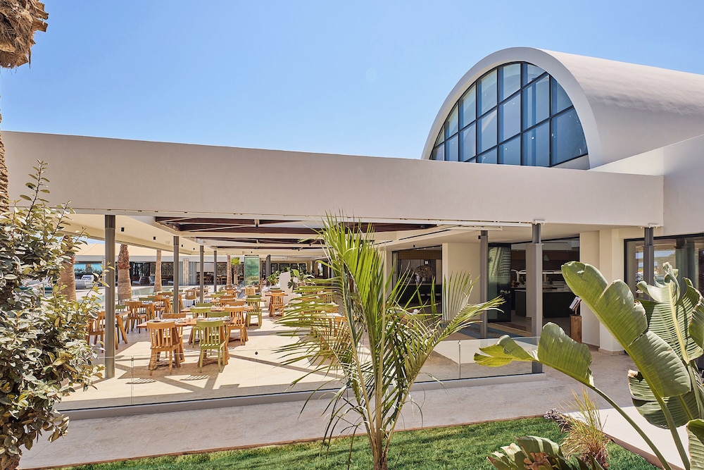 Paralos Kosta Alímia — Restaurant & bars in Hersonissos